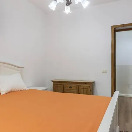 Inova Downtown * Bükreş